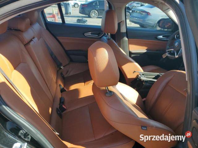 ALFA ROMEO GIULIA produkcji 2017 z USA 2000cm3 mazowieckie Warszawa
