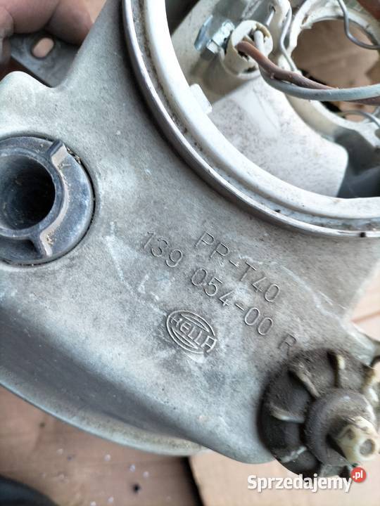 WENTO LAMPA PRZÓD PRZEDNIA PRAWA osobowe Kamień-Kolonia