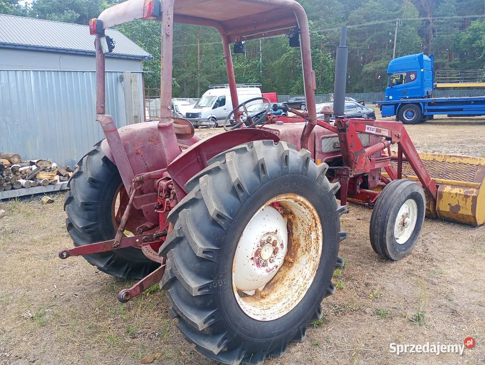 McCormick International B414 diesel tur