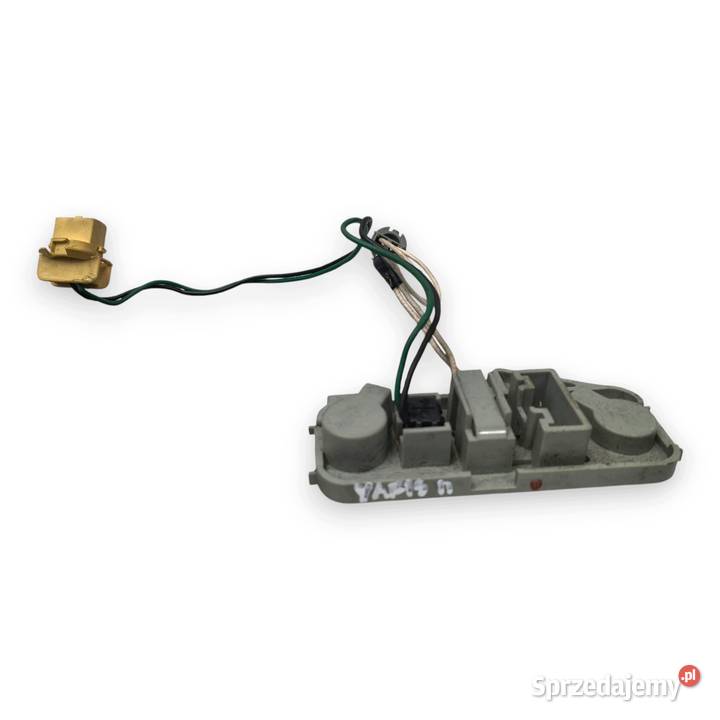 WKŁAD TYLNEJ LAMPY PRAWY Toyota Yaris II Lampy tylne Chełm