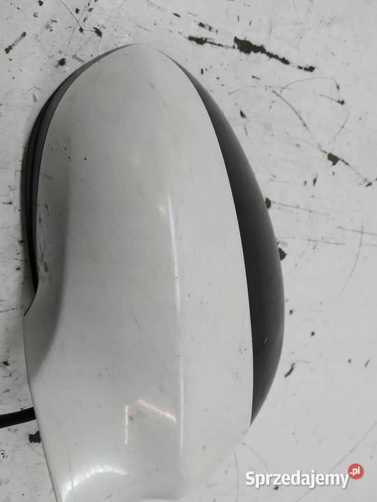 LUSTERKO PRAWE 5PIN EUROPA Opel Zafira III 2011