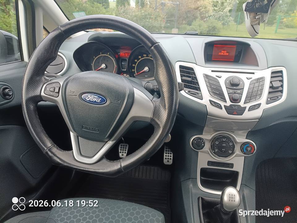 Ford Fiesta MK7 16 STline Borów