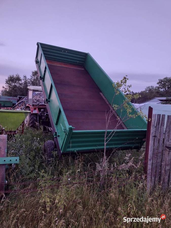 Rozsiewacz nawozu wapna Motyl Kłos wywrotka Zaręby