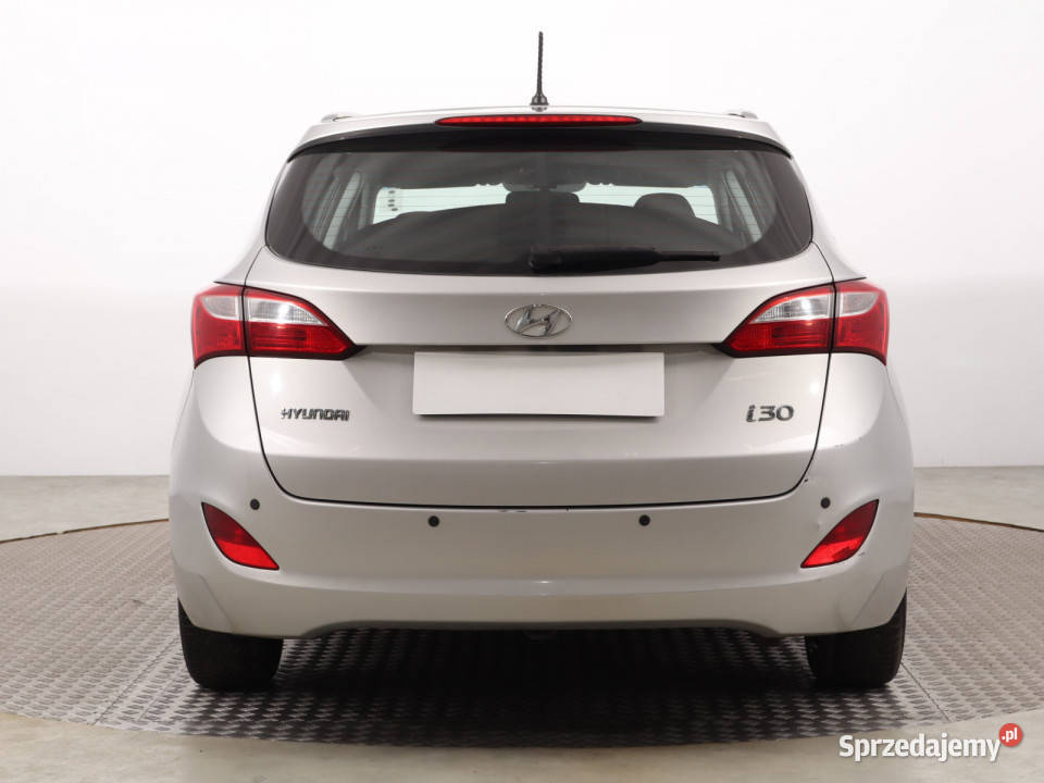 Hyundai i30 16 CRDi czujnik parkowania Katowice