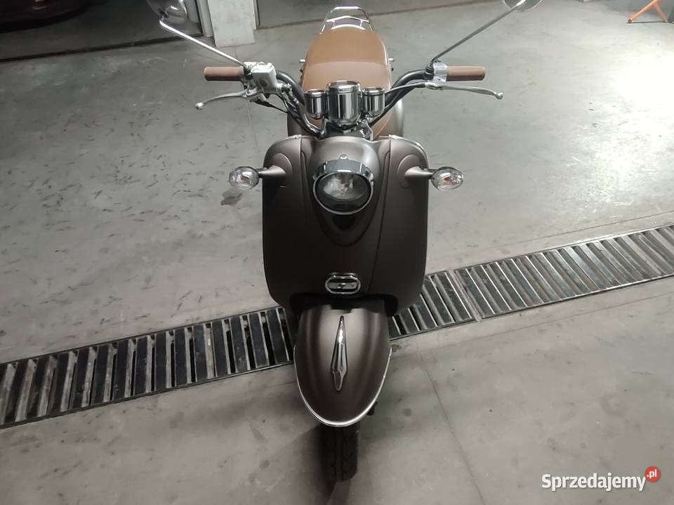 Skuter retro 2019 nieuszkodzony