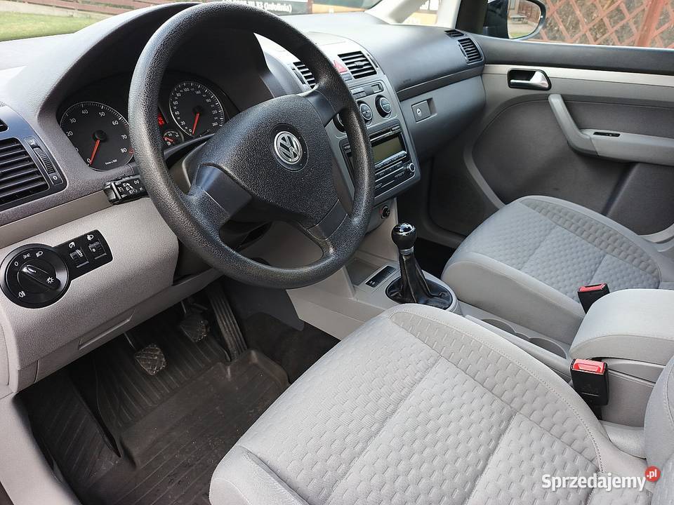 VW Touran 135 udokumentowany Volkswagen