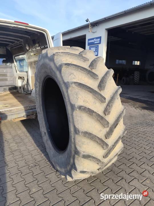 Opony 48070r30 65065r42 Boleszyn