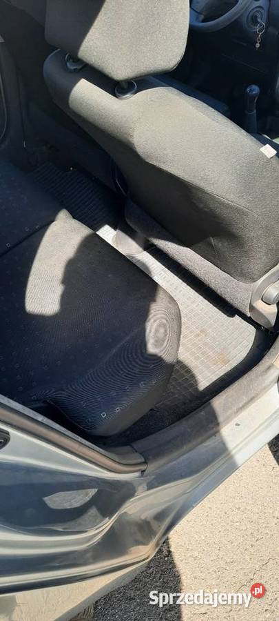 Toyota Yaris 14 D4D 2008 Ekonomiczny Diesel kupiony w polskim salonie Milejów