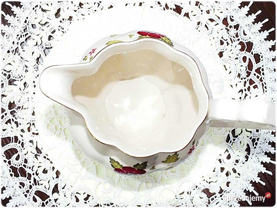 Dzbanek Chodzież Porcelit sygnowany Mlecznik Żary