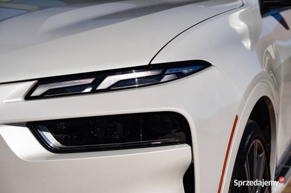 BMW X7 G07 30 2024r XDrive 4x4 40i 381 Zamiana hybryda Zarszyn