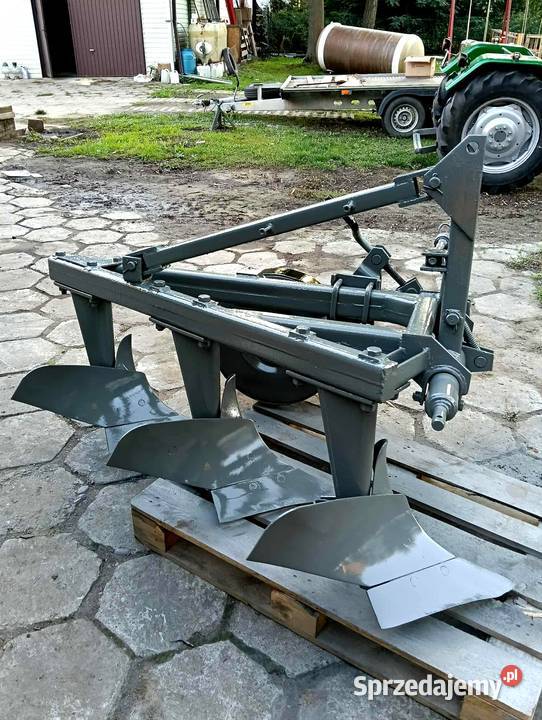 Pług 3skibowy Unia Grudziądz stan drobna skiba nieuszkodzony