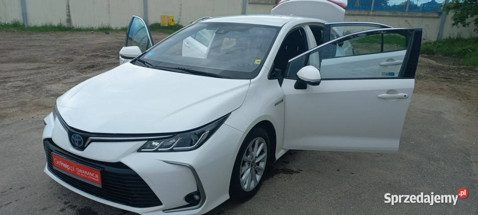 Toyota Corolla ECVT 18 Hybryda Pełna historia światła do jazdy dziennej Gdańsk