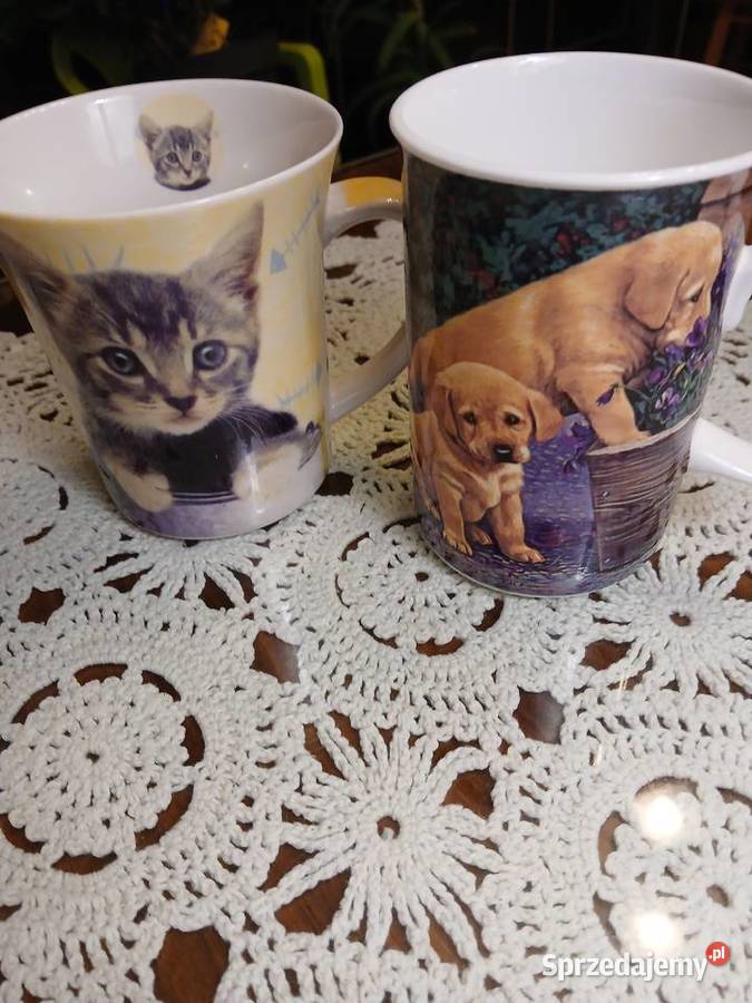 Kubki porcelanowe ze zwierzętami sygnowane