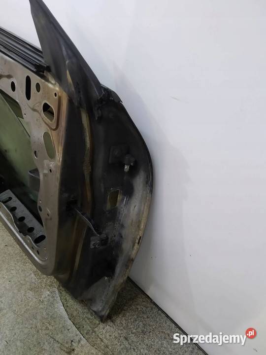 DRZWI LEWE PRZÓD W118 MercedesBenz CLAklasa II