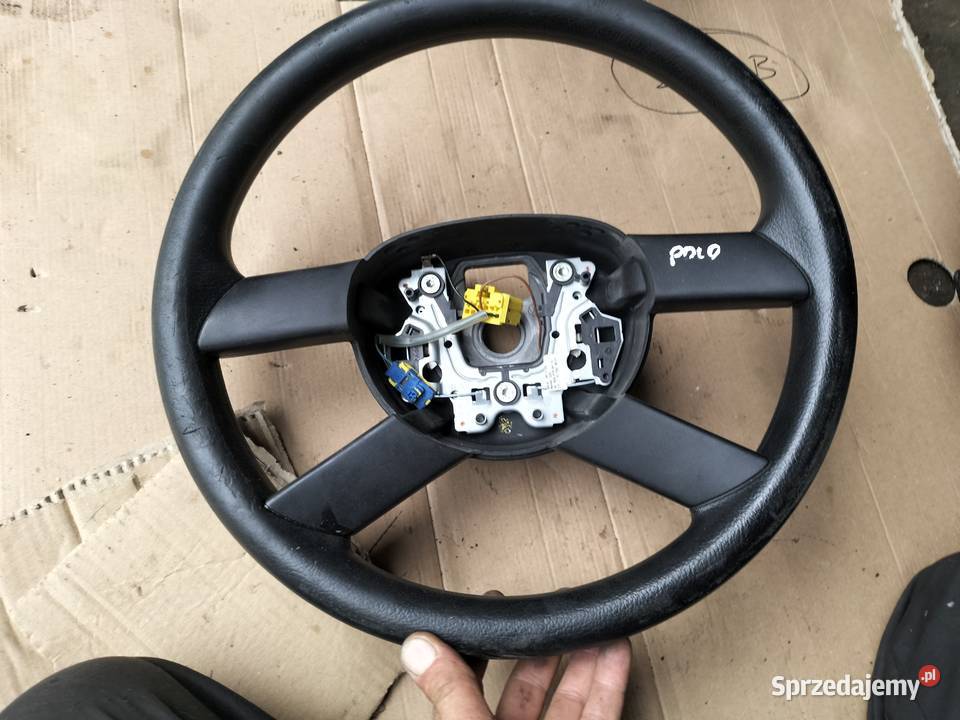 VW POLO 4 9N KIEROWNICA Wyposażenie wnętrza sprzedam