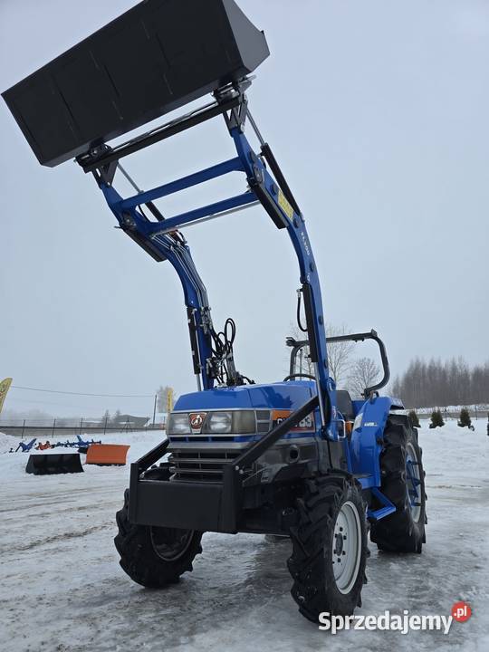 Ciągnik japoński Iseki TG33 nowy ładowacz Lniska sprzedam