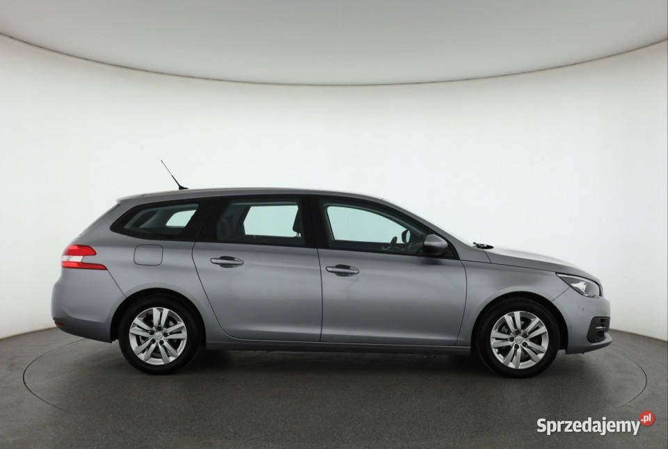 Peugeot 308 15 BlueHDi szary Piaseczno