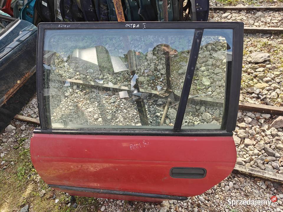 Drzwi prawe tylnie opel astra 1 combi Łagów
