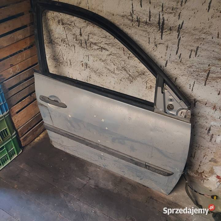 Drzwi prawy przod renault megane 2