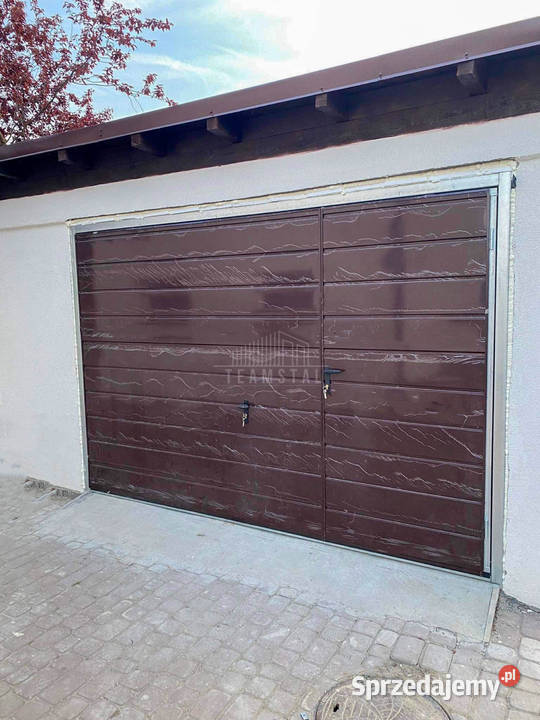 Bramy garażowe na wymiar uchylne ocieplone brama Sanok