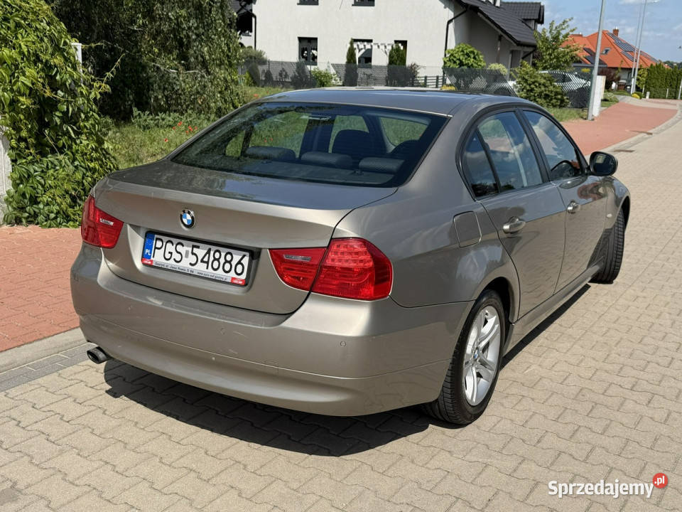 BMW 318 BMW E90 318i 143 Automat 2010 Keyless światła przeciwmgielne Gostyń