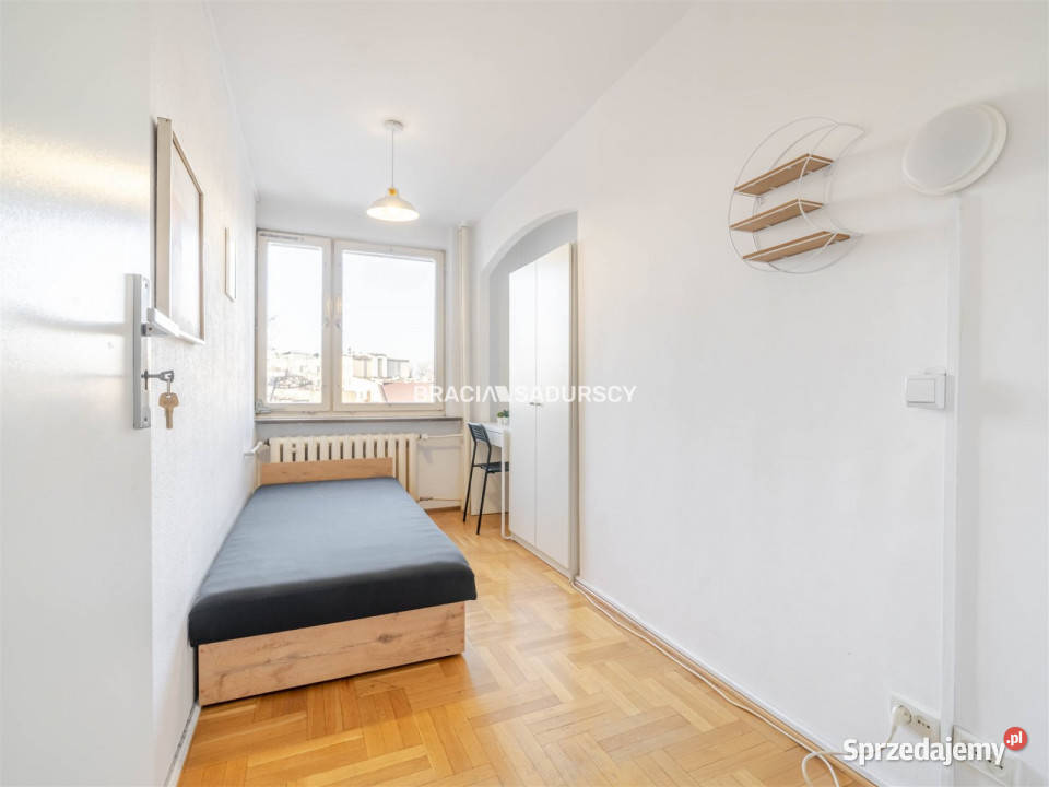 sprzedaży mieszkania Kraków 722m2 5 pokoi 72.2m2 Sprzedaż