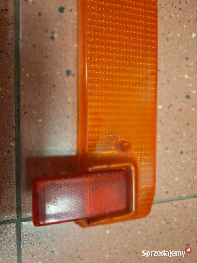 Klosze tylnych lamp fiat 125p Strzyżów sprzedam
