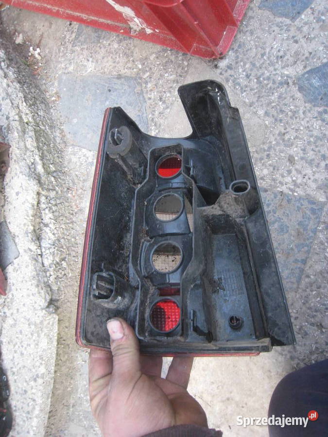 Lampa tylna prawa Citroen Berlingo Peugeot małopolskie Kraków