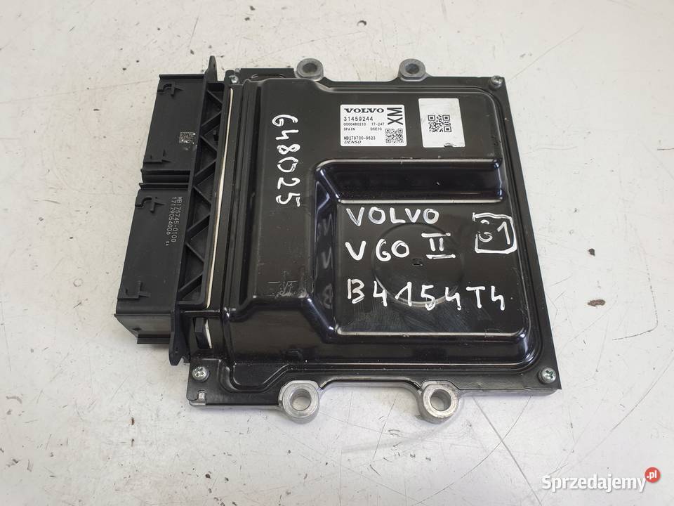 Volvo V40 CROSS COUNTRY 15 T3 STEROWNIK SILNIKA osobowe Chełm