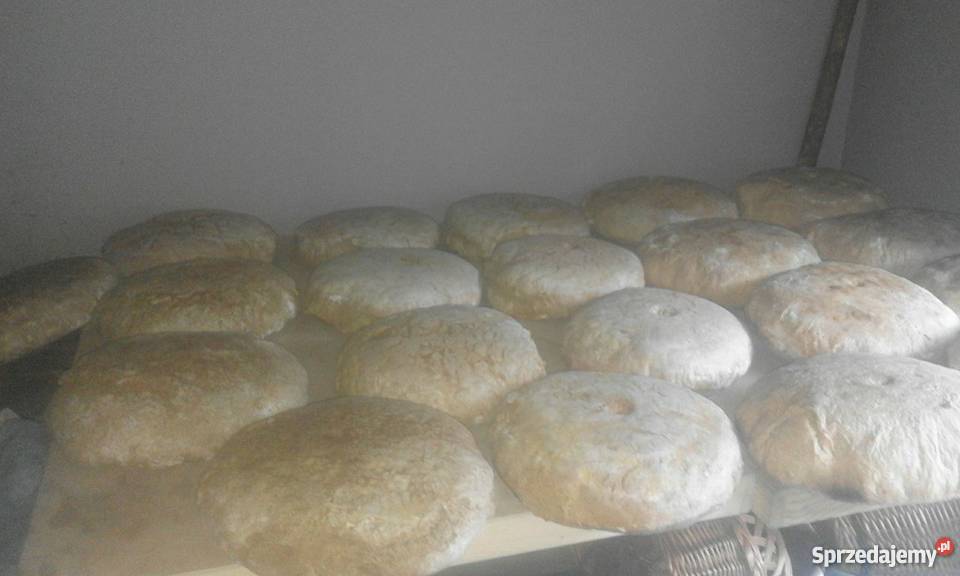 Prawdziwy domowy chleb wiejski z pieca Kraków