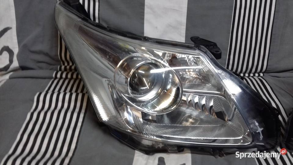 AVENSIS REGENERACJA NAPRAWA REFLEKTORÓW LAMP Wrocław