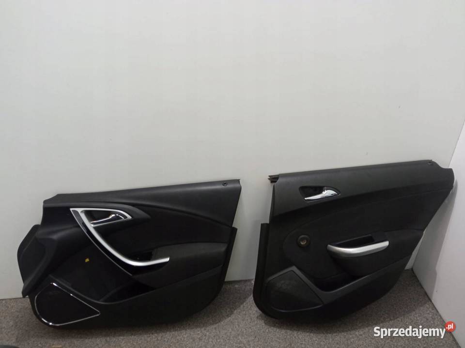 FOTELE KANAPA BOCZKI KOMBI GRZANE Opel Astra IV