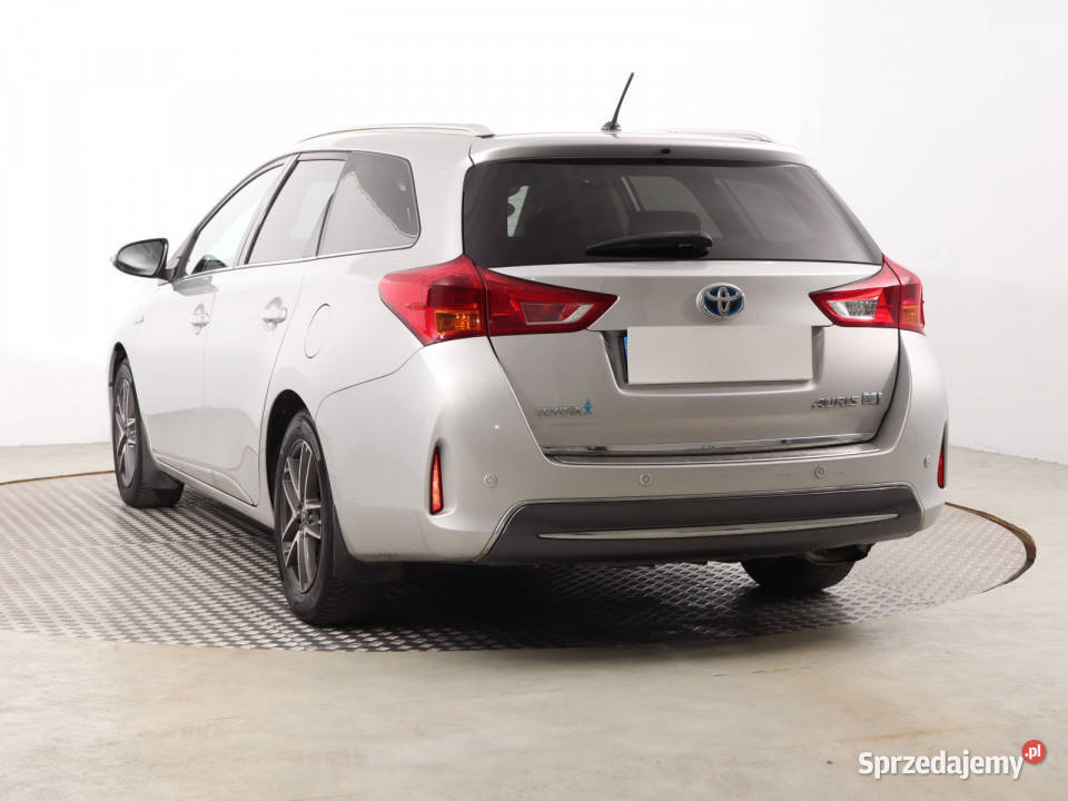 Toyota Auris Hybrid