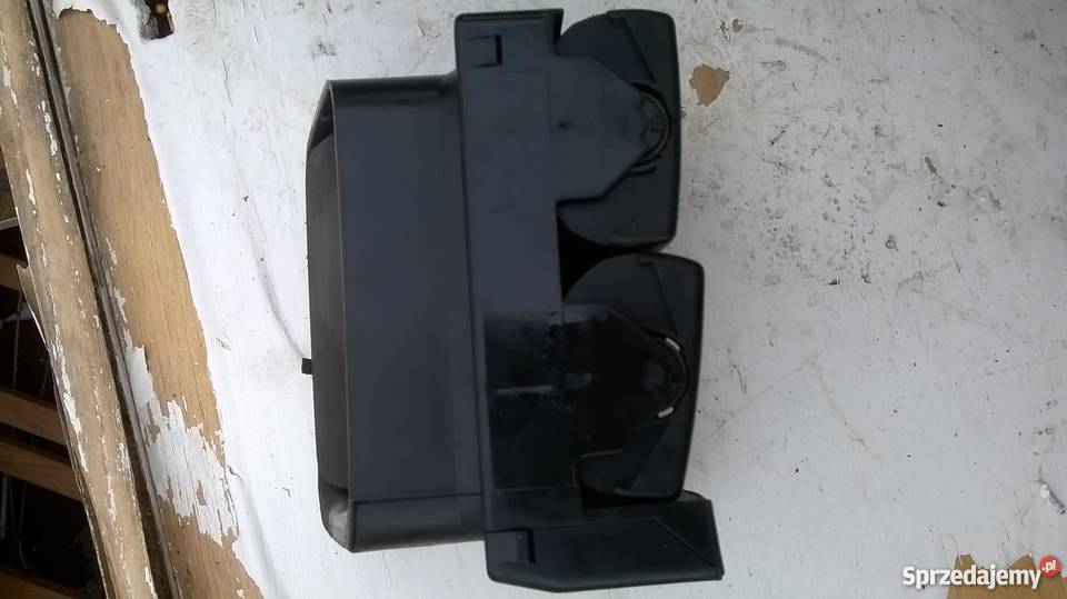 do sprzedania kratki nawiewu Audi 80 B3