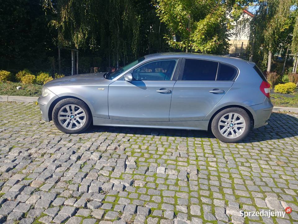 BMW 118d wyposażenie kpl kół Motoryzacja