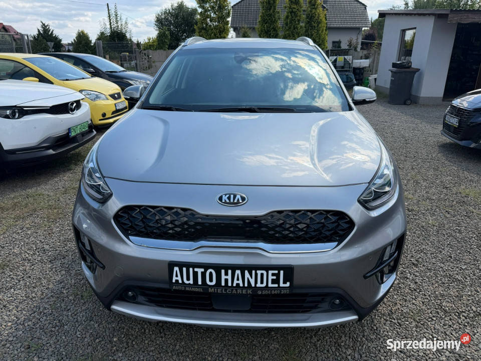 Kia Niro hybryda Plugin Hybrid navi kamery 40