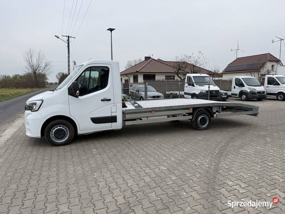 Renault Master 2023 Rok produkcji 2023 Sobiesiernie
