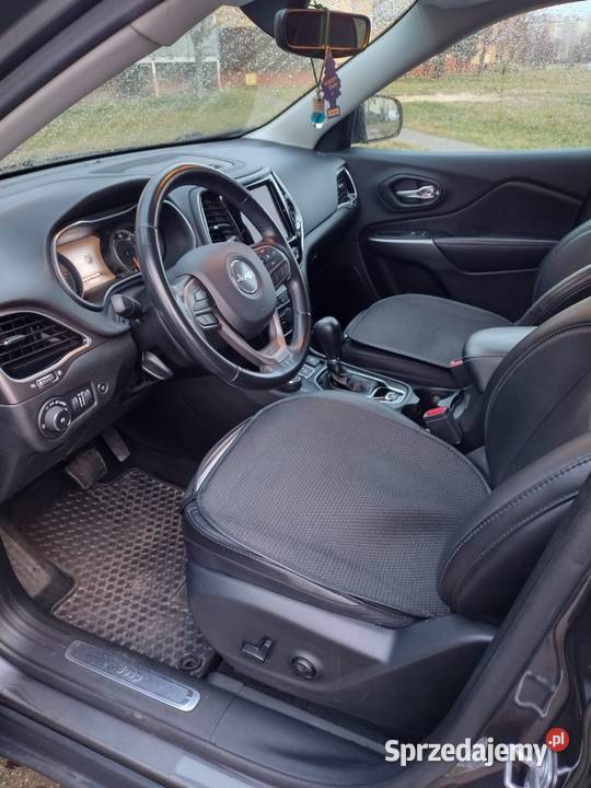 SPRZEDAM JEEP CHEROKEE odtwarzacz DVD Bełchatów