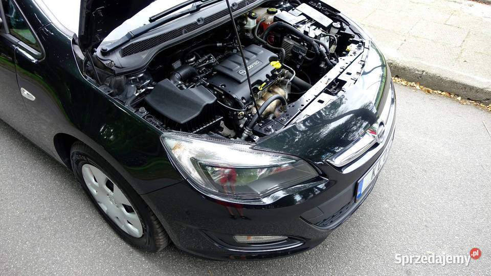 ŁADNA ASTRA J 14b 151000 benzyna