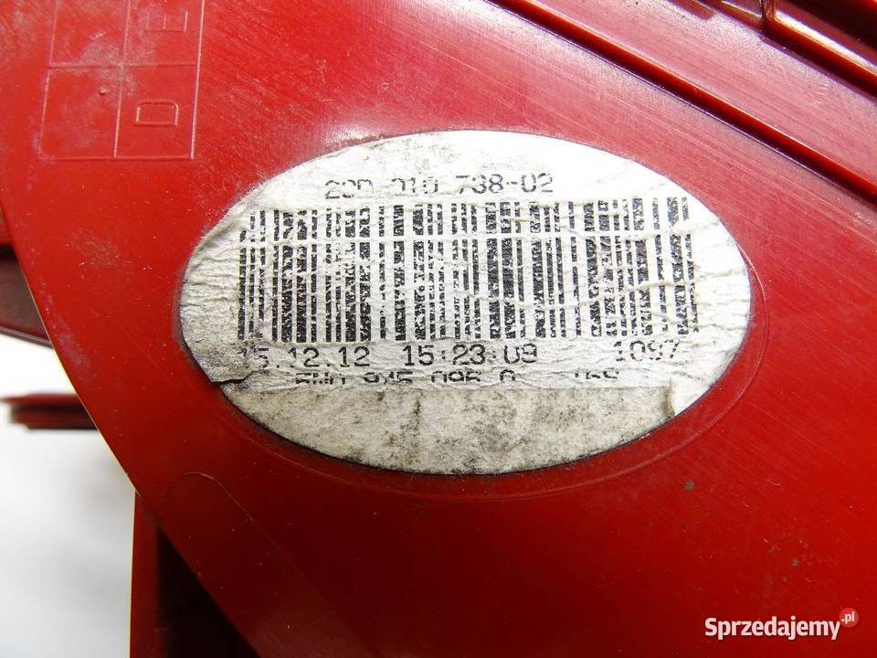 LAMPA PRAWY TYŁ PRAWA TYLNA 5N0945096Q VW TIGUAN osobowe małopolskie