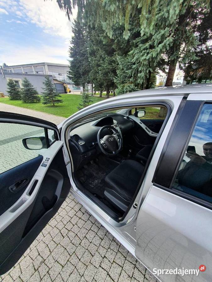 Toyota Yaris II 13 bezyna podkarpackie Jasło