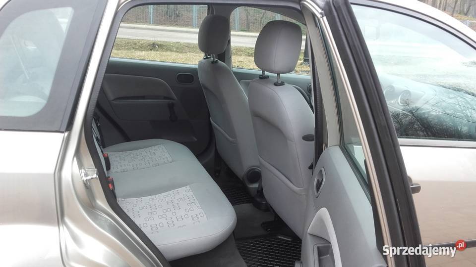 Ford fiesta 2002 13 5 drzwi stan podlaskie