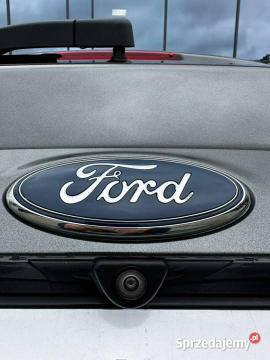 Ford Kuga 4x4 Alu Hak Podgrzewane foteleprzednia światła do jazdy dziennej Kąty Opolskie