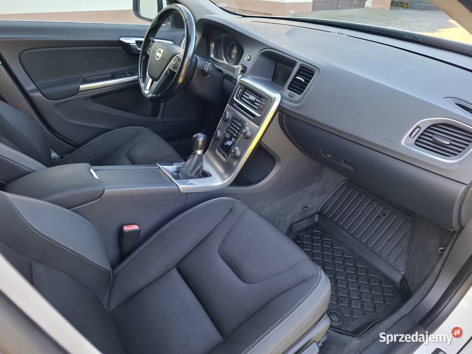 Volvo v60 lift ekonomiczny serwisowany zadbany Jawiszowice