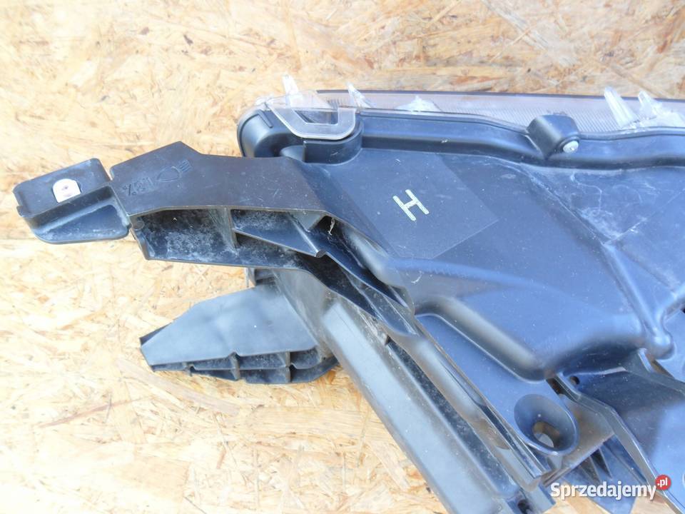 TOYOTA LAND CRUISER 150 2018 FULL LED LEWY PRAWY Nowy Tomyśl sprzedam