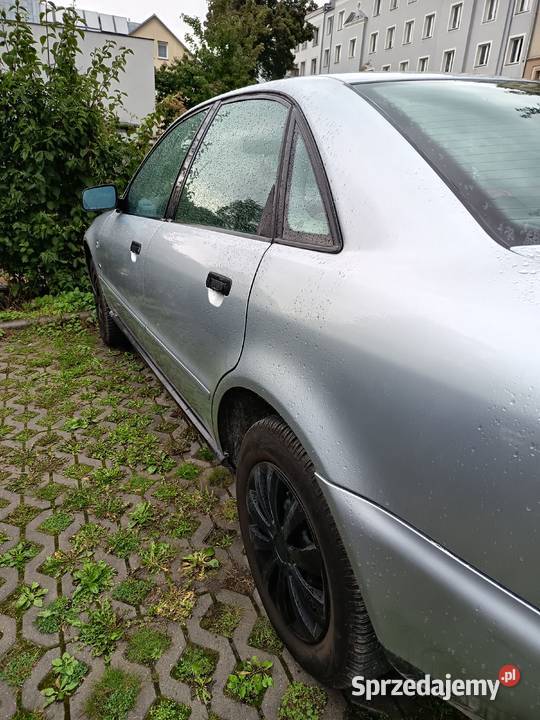 Audi a4 B5 1996 16 benzyna Kielce