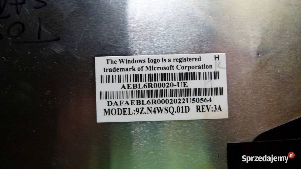 Klawiatura Toshiba Satellite L750D1C1 uszkodzona Zamość