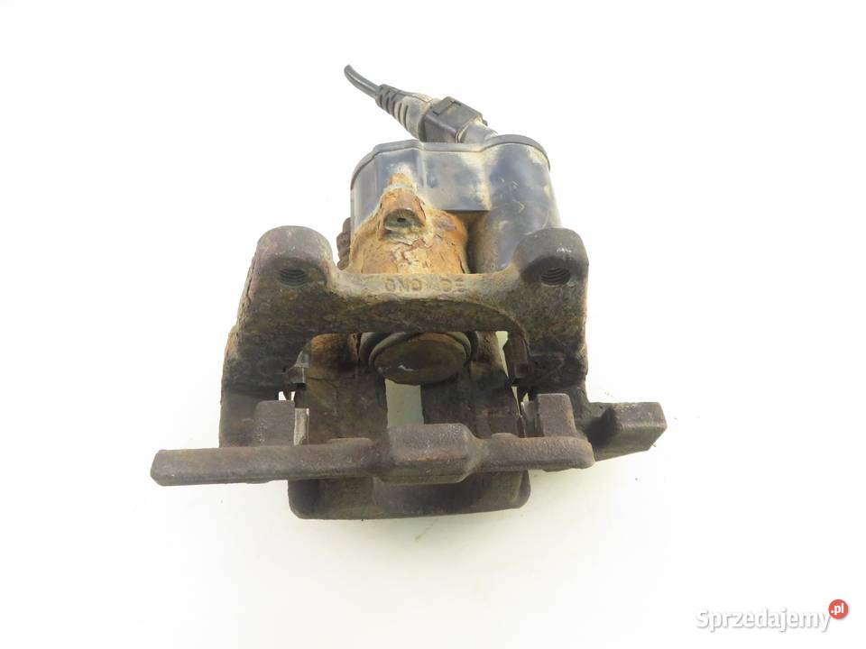 ZACISK LEWY TYŁ AUDI A6 C6 30 TDI quattro Zaciski i jarzma małopolskie
