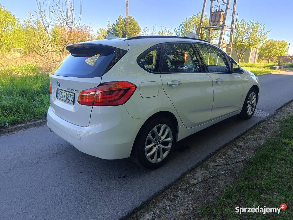 BMW Seria 2 225xe benzyna elektryczny plugin kamera cofania Gostyń