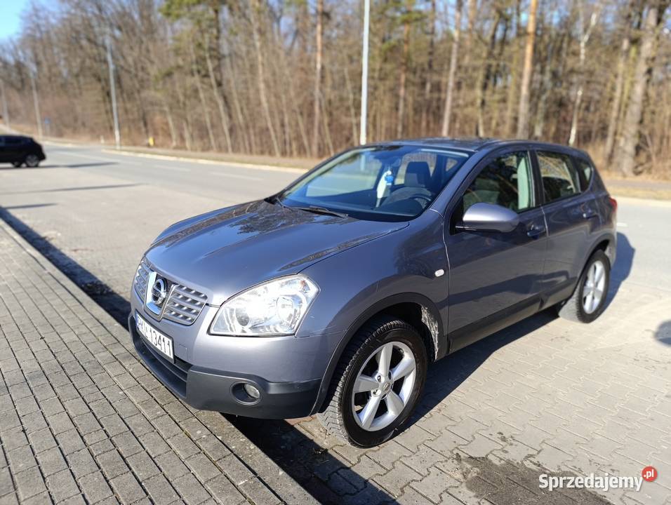 Nissan Qashqai 16 benzyna 114 2009 zadbany benzyna Werynia